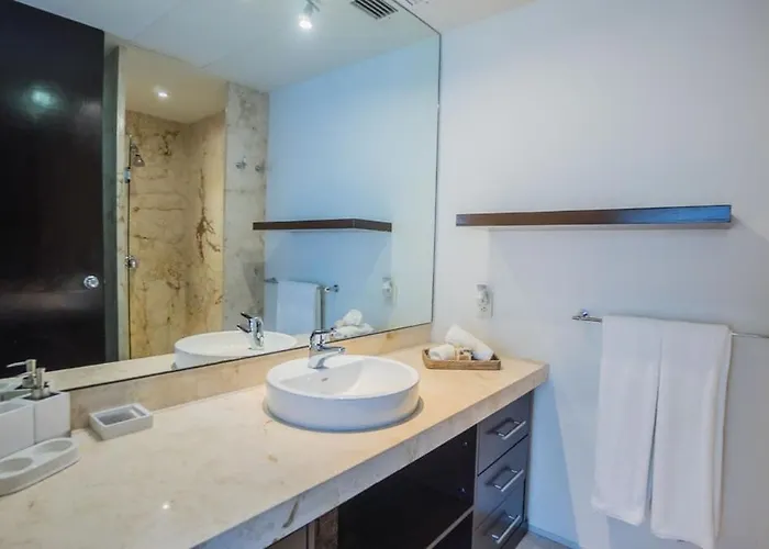 Magia Apartments, Resort-style, Prime Location With Ocean Views! Hébergement de vacances