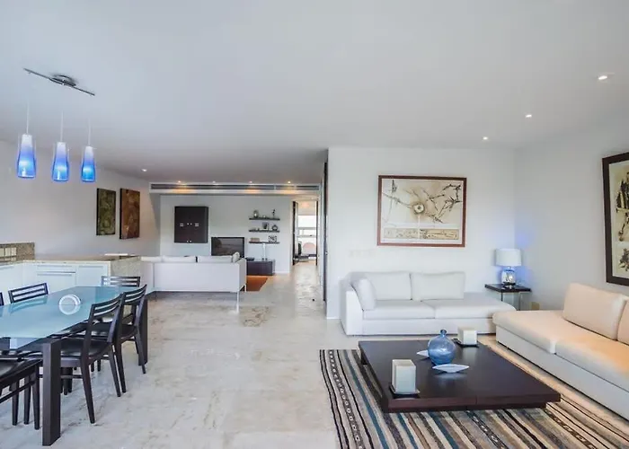 Hébergement de vacances Magia Apartments, Resort-style, Prime Location With Ocean Views! *
