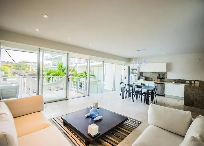 Magia Apartments, Resort-style, Prime Location With Ocean Views! Hébergement de vacances