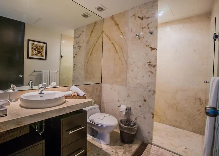 Magia Apartments, Resort-style, Prime Location With Ocean Views! Hébergement de vacances Playa del Carmen