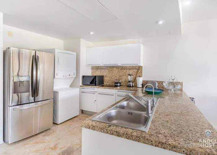 Hébergement de vacances Magia Apartments, Resort-style, Prime Location With Ocean Views! *