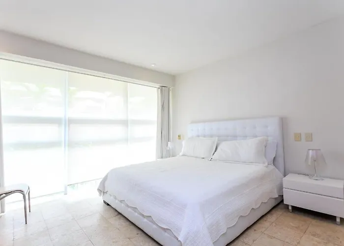 Hébergement de vacances Magia Apartments, Resort-style, Prime Location With Ocean Views!